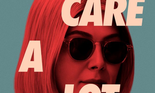 I care a lot: il film con Rosamund Pike, disponibile dal 19 febbraio su Amazon Prime