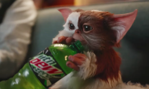 Gremlins: Gizmo e Billy di nuovo insieme in un divertente spot