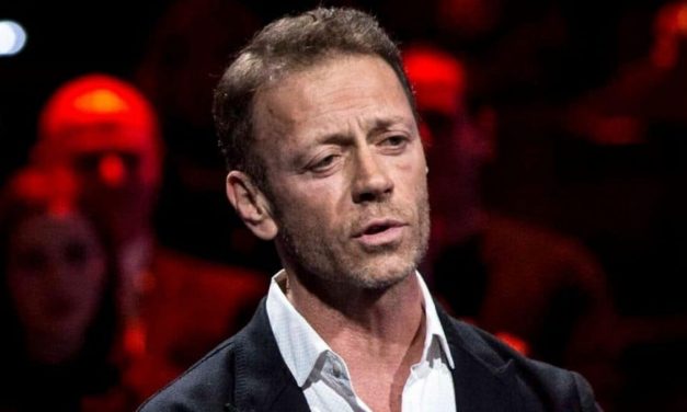 Rocco Siffredi: “Dall’età di sei anni ho vissuto con una mamma impazzita dal dolore”