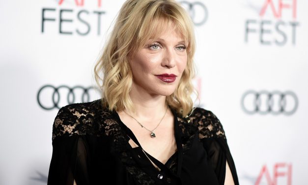 Courtney Love: “Ad agosto pesavo 97 libbre, sono quasi morta in ospedale per anemia”