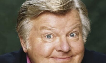 Benny Hill: dallo storico show, all’uomo “depresso e taccagno”, fino alla scomparsa