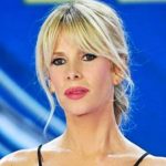 Alessia Marcuzzi sull’addio a Mediaset: “Non c’è stato nessuno strappo. Volevo concedermi la possibilità di condurre i programmi che mi piacciono, non volevo rimanere legata ai reality”