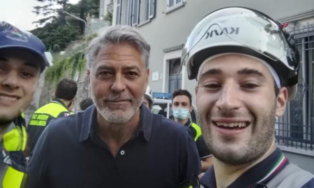 George Clooney a Laglio dopo l’alluvione che ha colpito anche la sua villa: “É molto peggio di quello che pensassi”