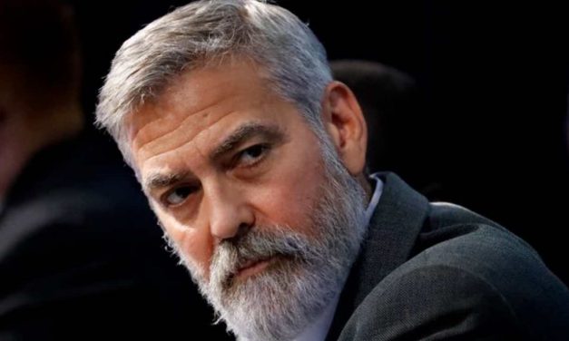 George Clooney: “Non mi candido, vorrei avere una vita decente. Trump? Era solo  uno zuccone”