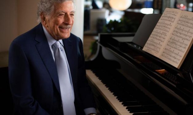 Tony Bennett, il dolore della moglie: “Non sa di avere l’Alzheimer, ma riconosce ancora me e i figli”