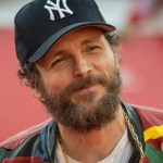 Jovanotti: “Papà non capiva il mio successo, per lui la musica era la cosa che mi veniva peggio. De André mi chiese una foto”