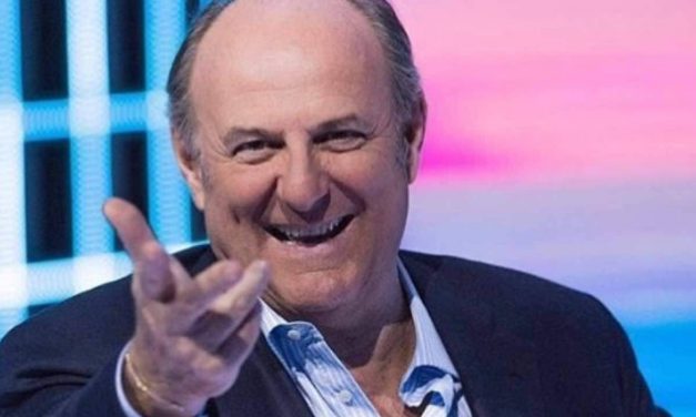 Gerry Scotti: “Lavoro dalle 9 del mattino fino a sera. Stefano De Martino fa programmi più importanti di me”