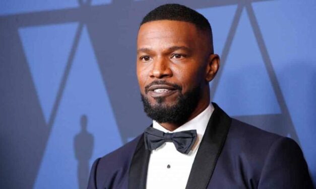 Jamie Foxx rimane in ospedale: la famiglia “si prepara al peggio”