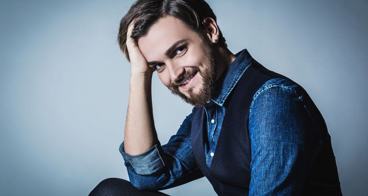 Valerio Scanu cambia lavoro: “Sono un hair stylist professionista. Ecco quando e dove aprirò il mio salone“