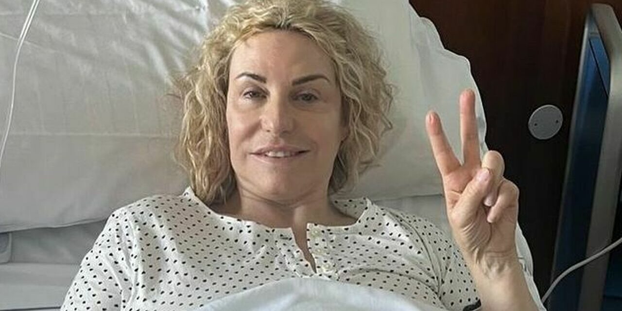 Antonella Clerici operata d’urgenza: “Dovevo controllare una cisti ovarica, da lì è partito uno tsunami. Risonanza, ricovero e operazione. Ciao ovaie”