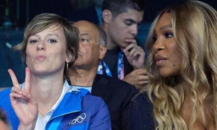 Parigi 2024, Serena Williams non riconosce Federica Pellegrini: l’azzurra scherza sui social