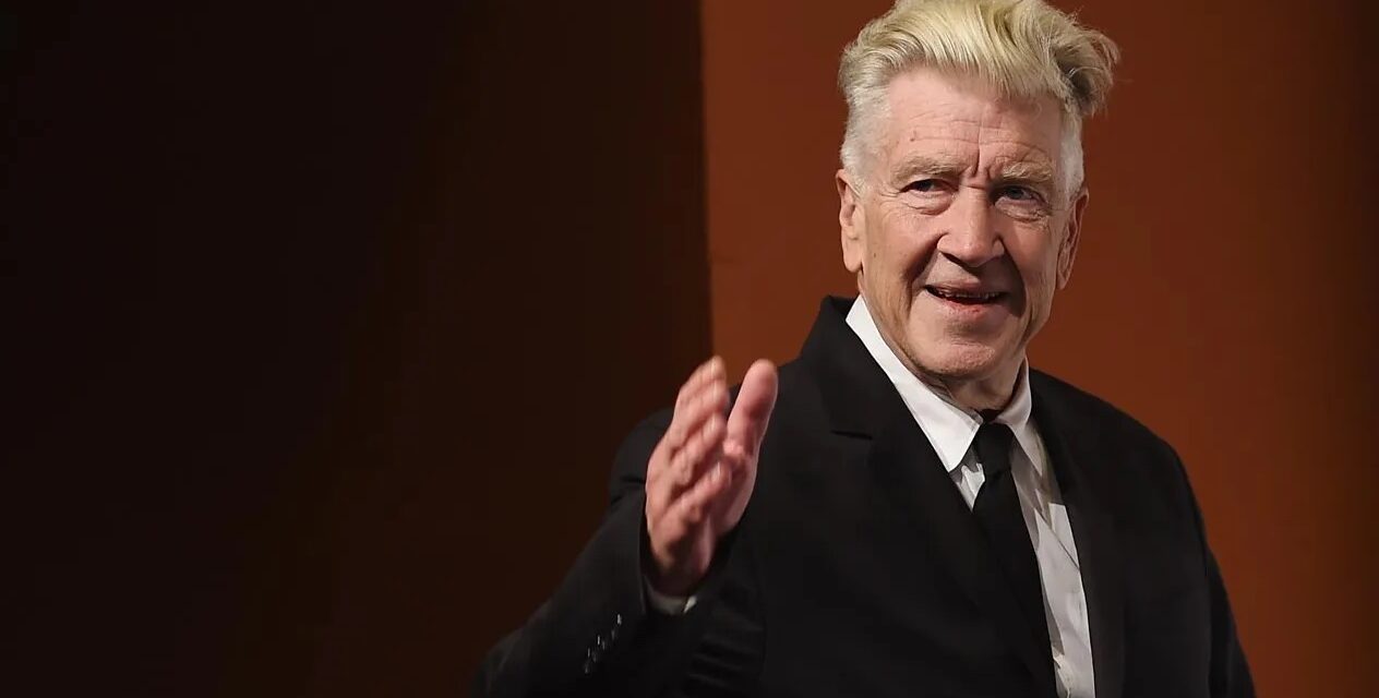 David Lynch: “Ho un enfisema dovuto ai molti anni di fumo. Amo il tabacco, ma c’è un prezzo da pagare”