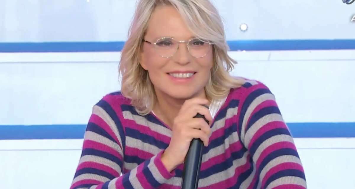 Maria De Filippi: “Mi chiamano regina, ma è un attimo che si cade dal trono. Il declino capita a tutti, ad un certo punto vai giù! Portobello? E’ la mamma di tutti i programmi”