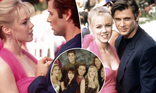 Grant Show, l’attore di Beverly Hills 90210 e Melrose Place sulla differenza di età tra Jake e Kelly: “Oggi sarebbe roba da MeToo”