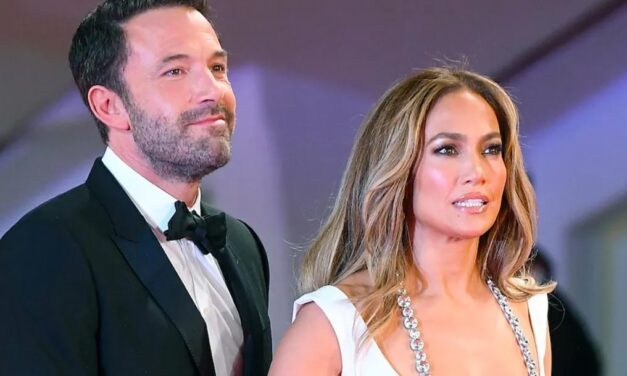 Jennifer Lopez e Ben Affleck hanno finalizzato il divorzio: “Mancano solo le carte”