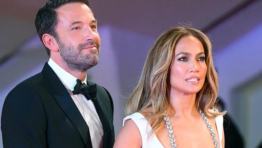 Jennifer Lopez e Ben Affleck hanno finalizzato il divorzio: “Mancano solo le carte”