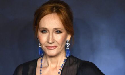 Parigi 2024, J.K. Rowling: “Angela Carini ha subito ingiustizia brutale”