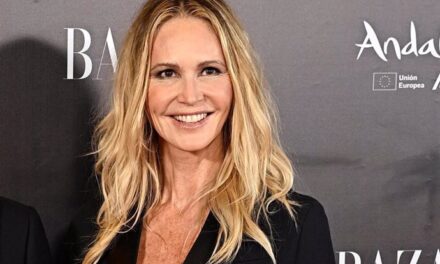 Elle Macpherson: “È stato scioccante, sei anni fa mi hanno diagnosticato un cancro. Ho rifiutato la chemioterapia“