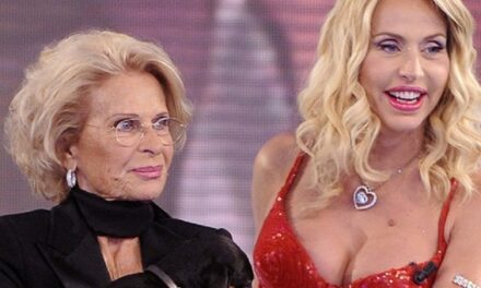 Valeria Marini in lacrime per la truffa ai danni della madre: “È caduta in depressione, ha perso tutto. Ho dovuto chiamare un investigatore privato”