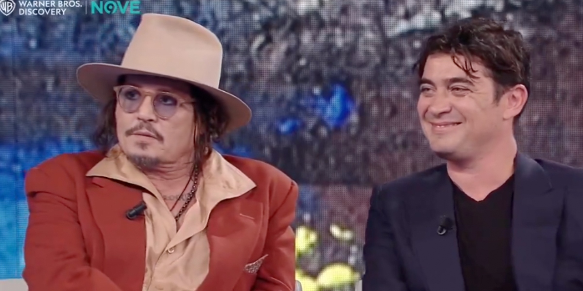 Scamarcio ricorda il primo incontro con Depp: “Ero in un distributore di benzina a fare una zoom call”