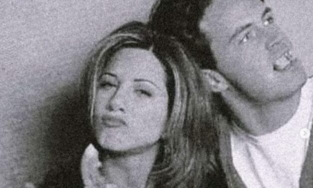 Matthew Perry, il ricordo di Jennifer Aniston e Courteney Cox ad un anno dalla morte