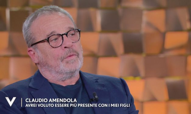 Claudio Amendola parla dei suoi tre figli: “Con Rocco sono stato presentissimo. Con Giulia e Alessia meno”