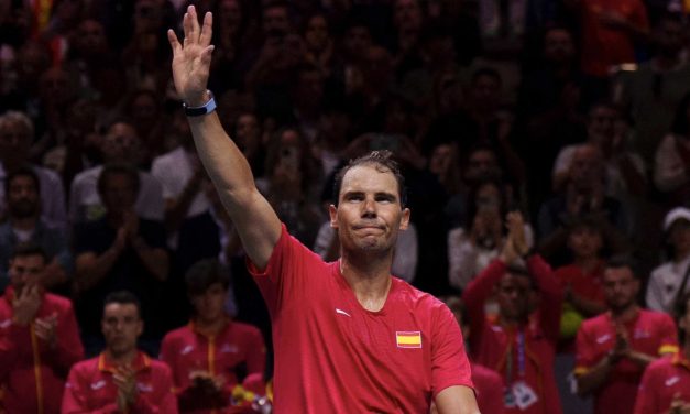 Rafa Nadal si ritira e dà l’addio al tennis, la sua Spagna sconfitta in Coppa Davis