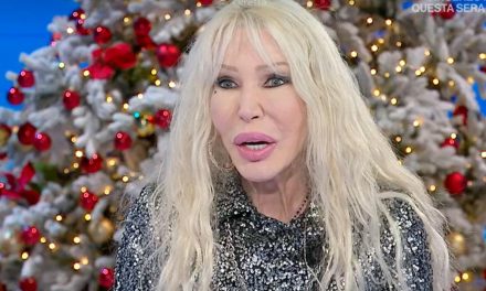 Ivana Spagna: “Non avrei mai immaginato di arrivare a 70 anni, penso che invecchiare sia un privilegio. Per regalo vorrei un fidanzato veterinario”